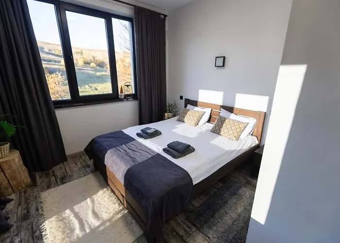Shatiz Holiday home *